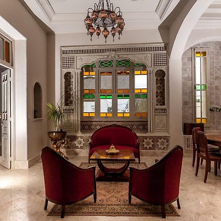 Maison D'Hotes Dar Ennassim La Marsa Bagian luar foto