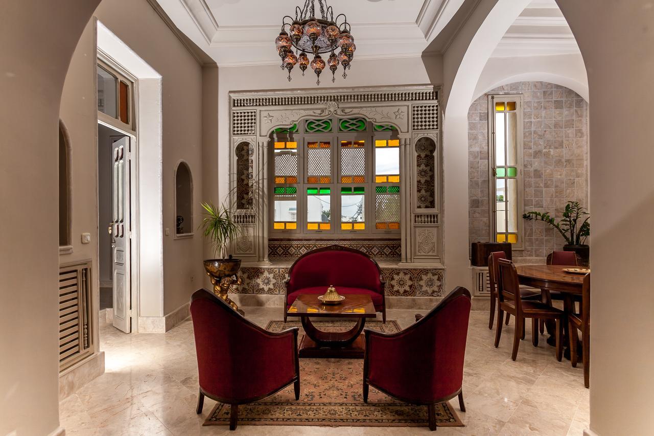 Maison D'Hotes Dar Ennassim La Marsa Bagian luar foto