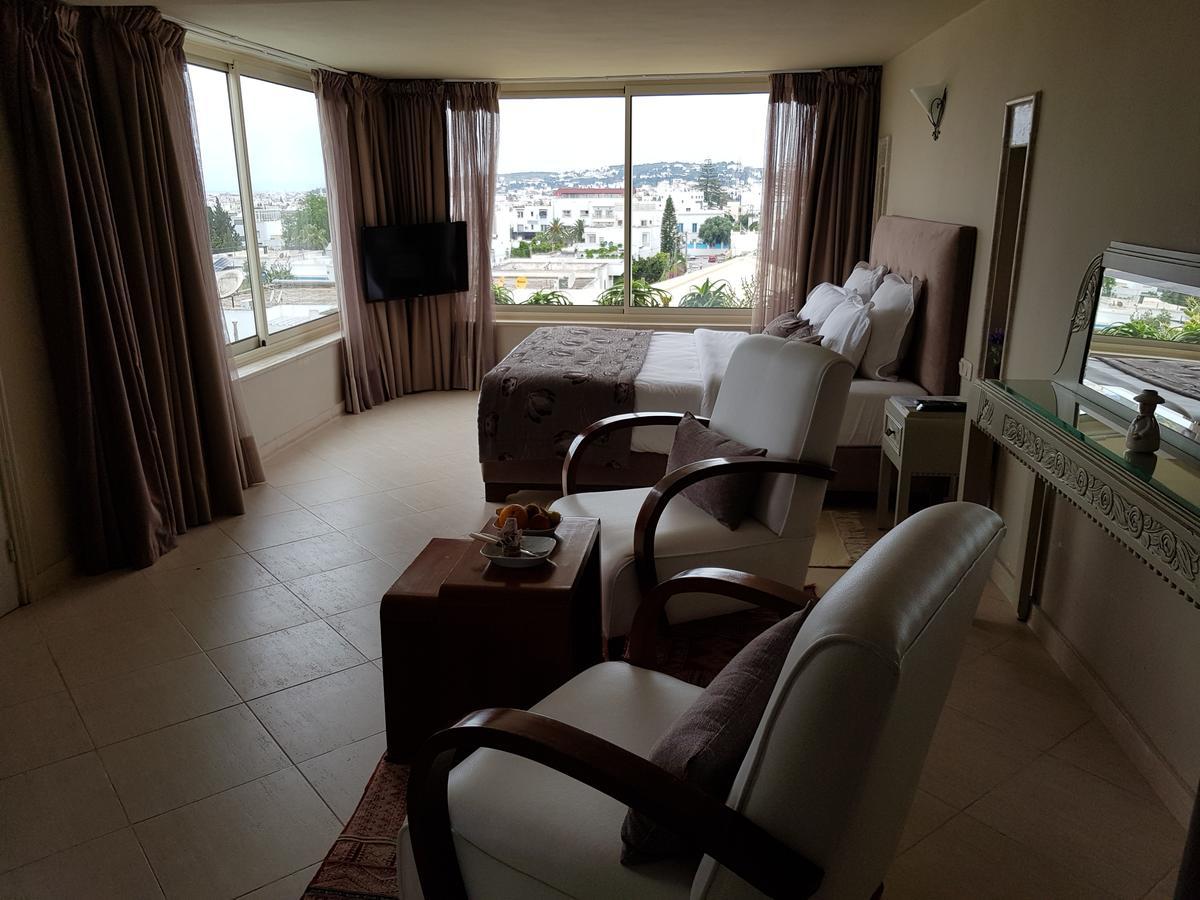 Maison D'Hotes Dar Ennassim La Marsa Bagian luar foto