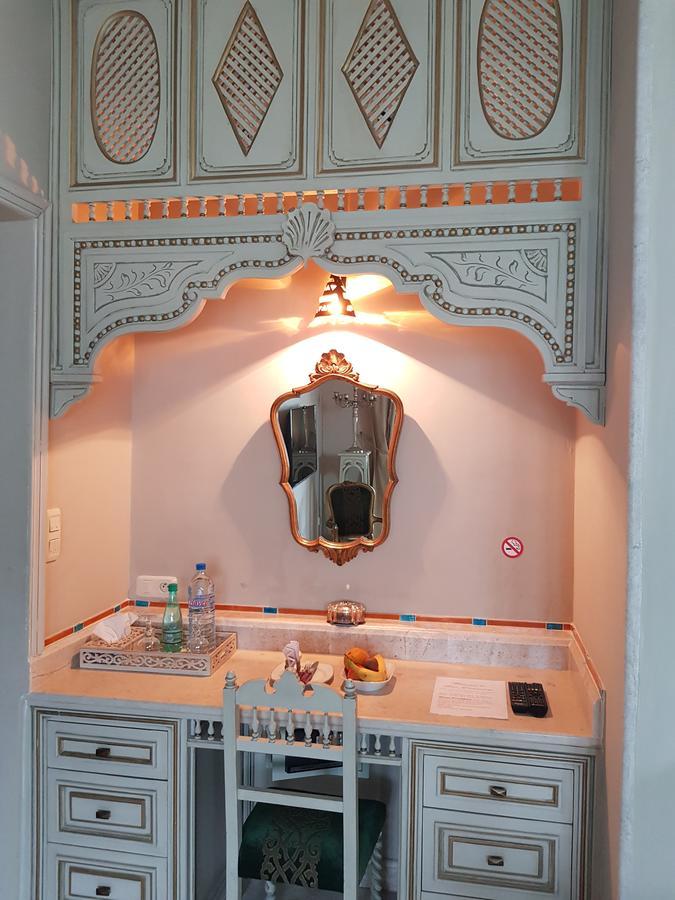 Maison D'Hotes Dar Ennassim La Marsa Bagian luar foto