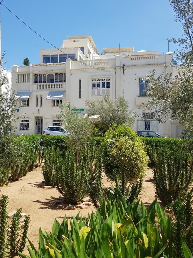 Maison D'Hotes Dar Ennassim La Marsa Bagian luar foto