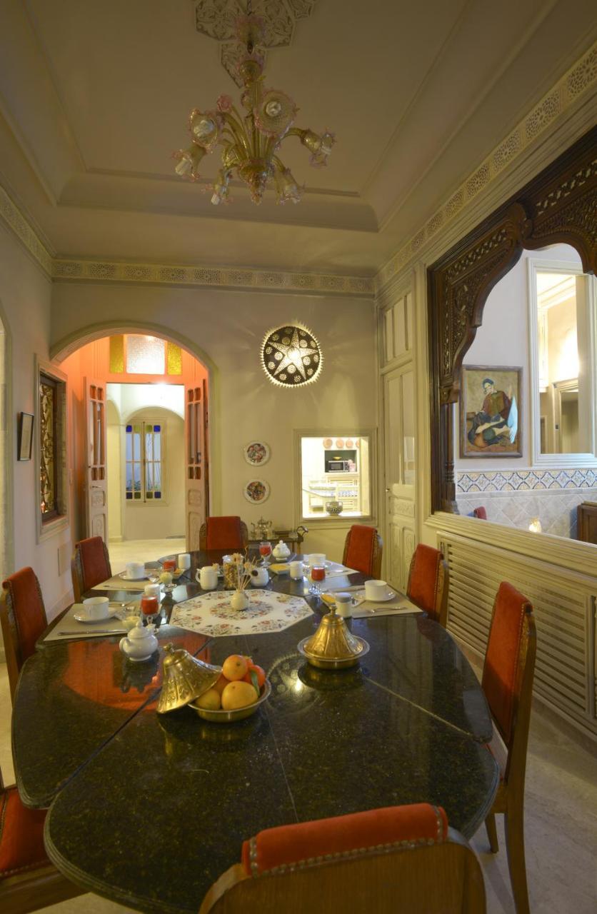 Maison D'Hotes Dar Ennassim La Marsa Bagian luar foto
